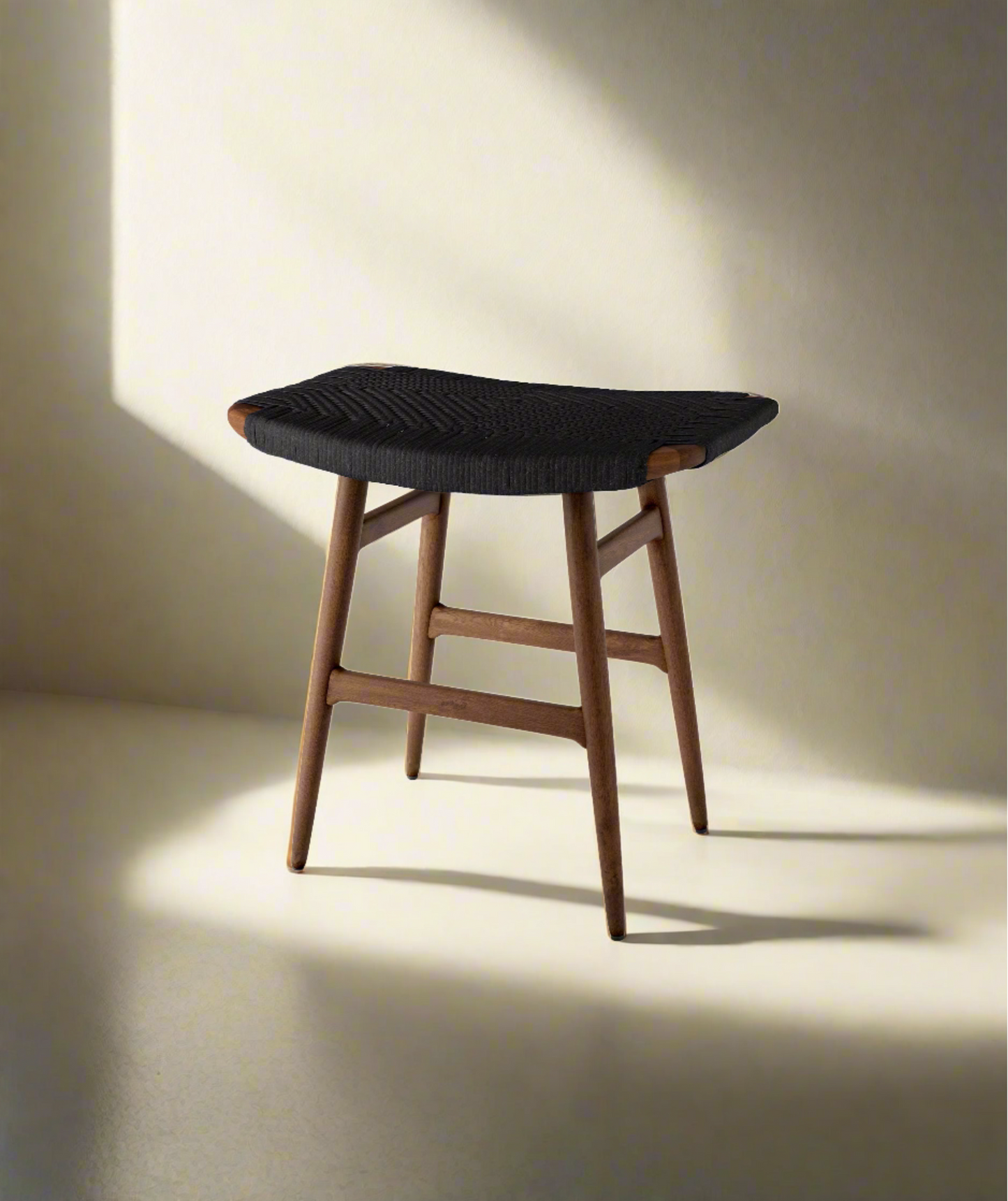 Freja Stool Leather